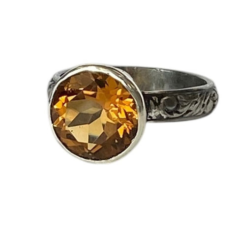 Custom Order for TL Size 7 Golden Citrine Solitaire Floral Band