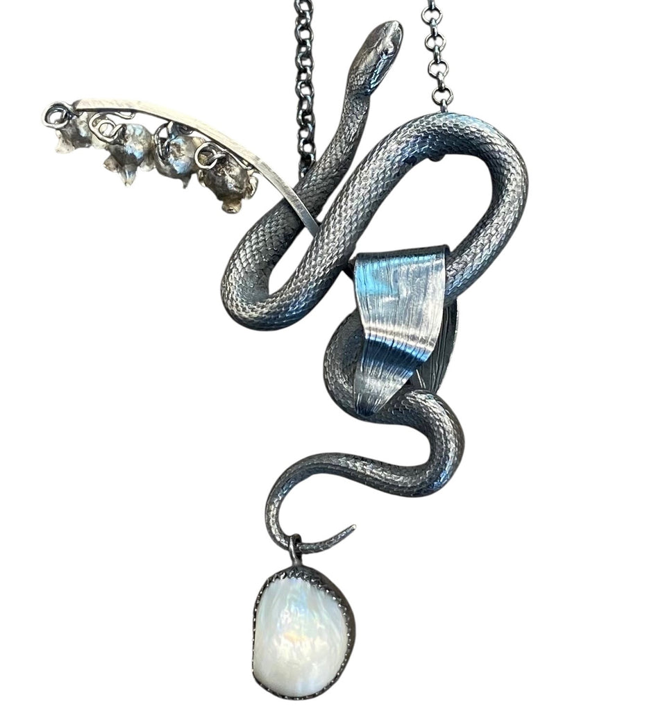 Serpent and Lily of the Valley 4 blossom necklace pendant Floradora Collection